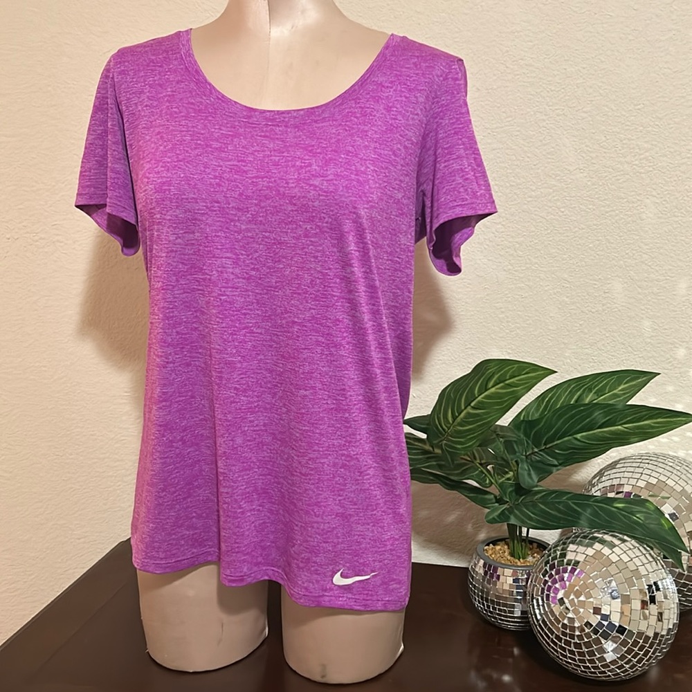 Nike athletic dry fit work out tee